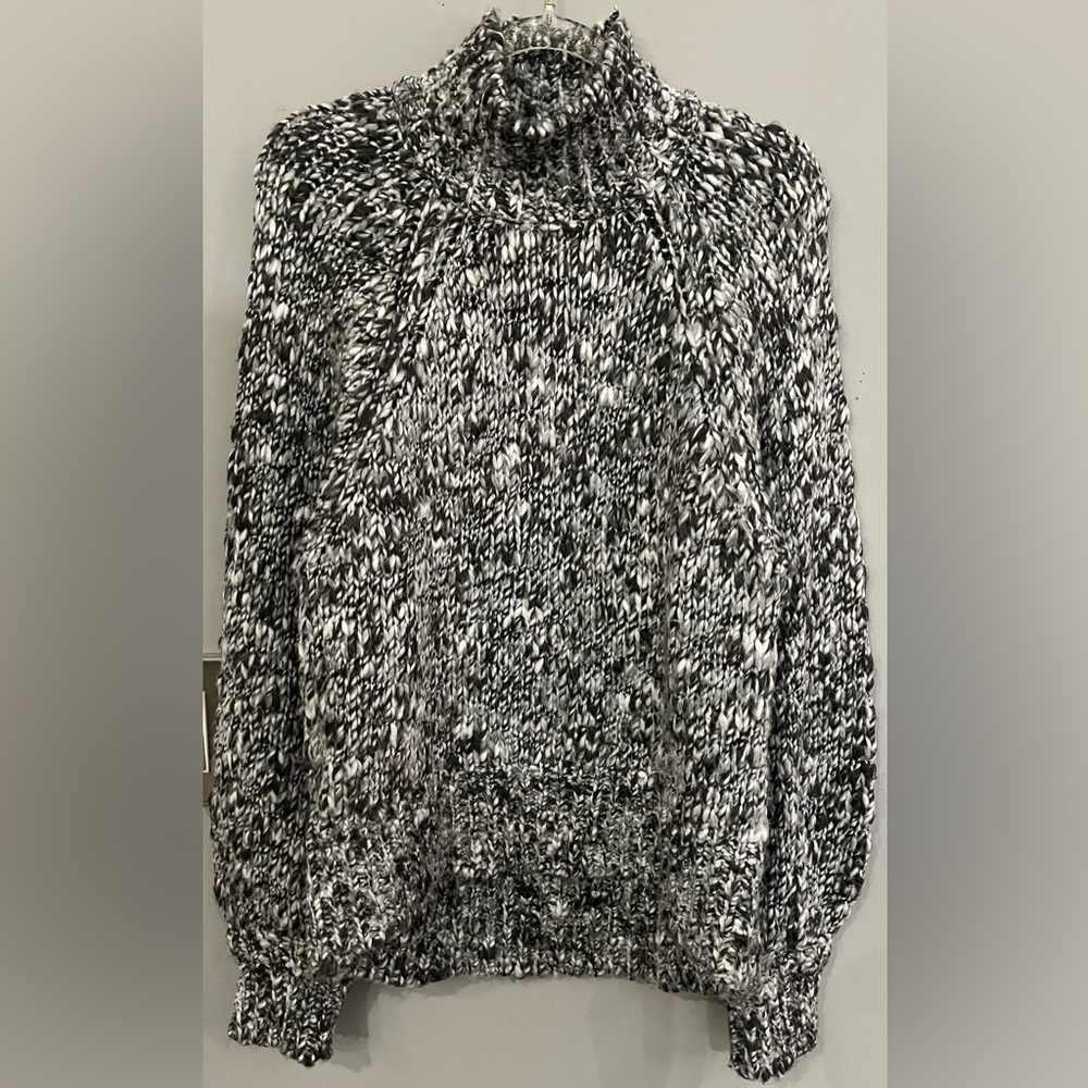 ABERCROMBIE & FITCH CHUNKY KNIT MOCK NECK SWEATER